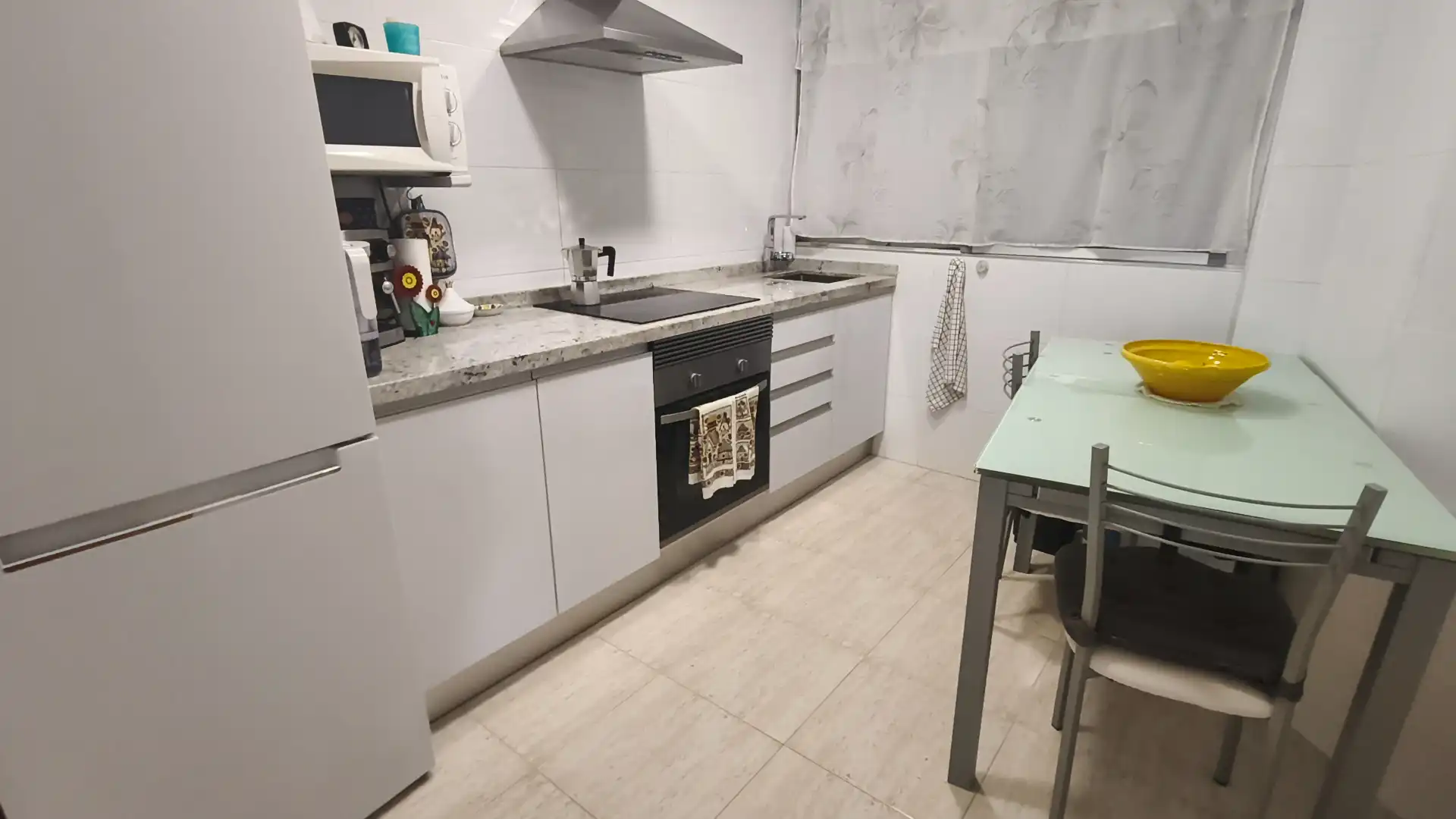 Cocina de Piso en venta en Gandia con Trastero y Balcón