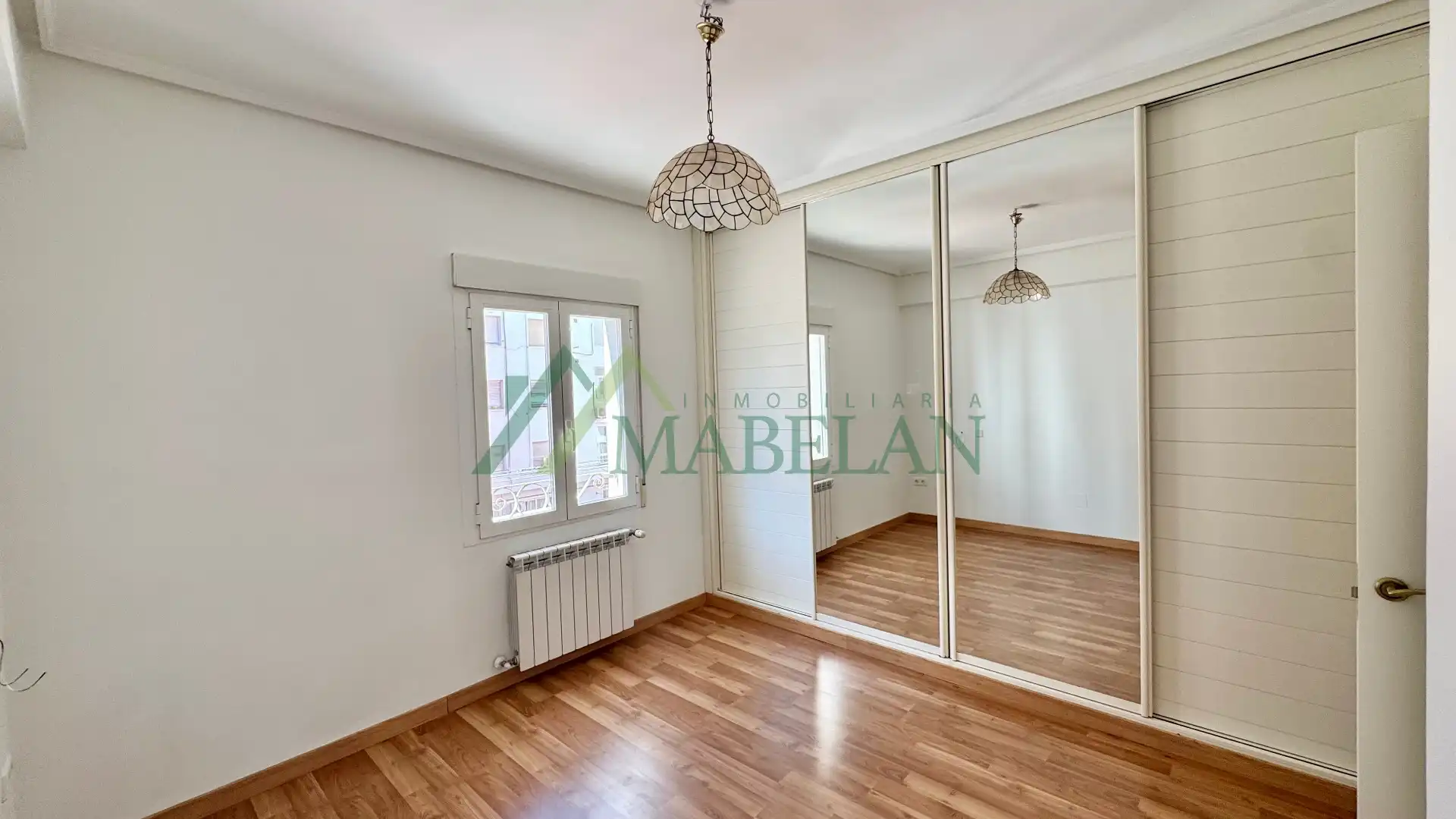Habitación de Piso de alquiler en Madrid con Aire acondicionado, Calefacción y Horno