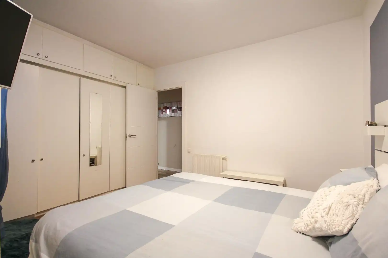 Habitación de Ático en venta en Cerdanyola del Vallès con Aire acondicionado, Calefacción y Jardín privado