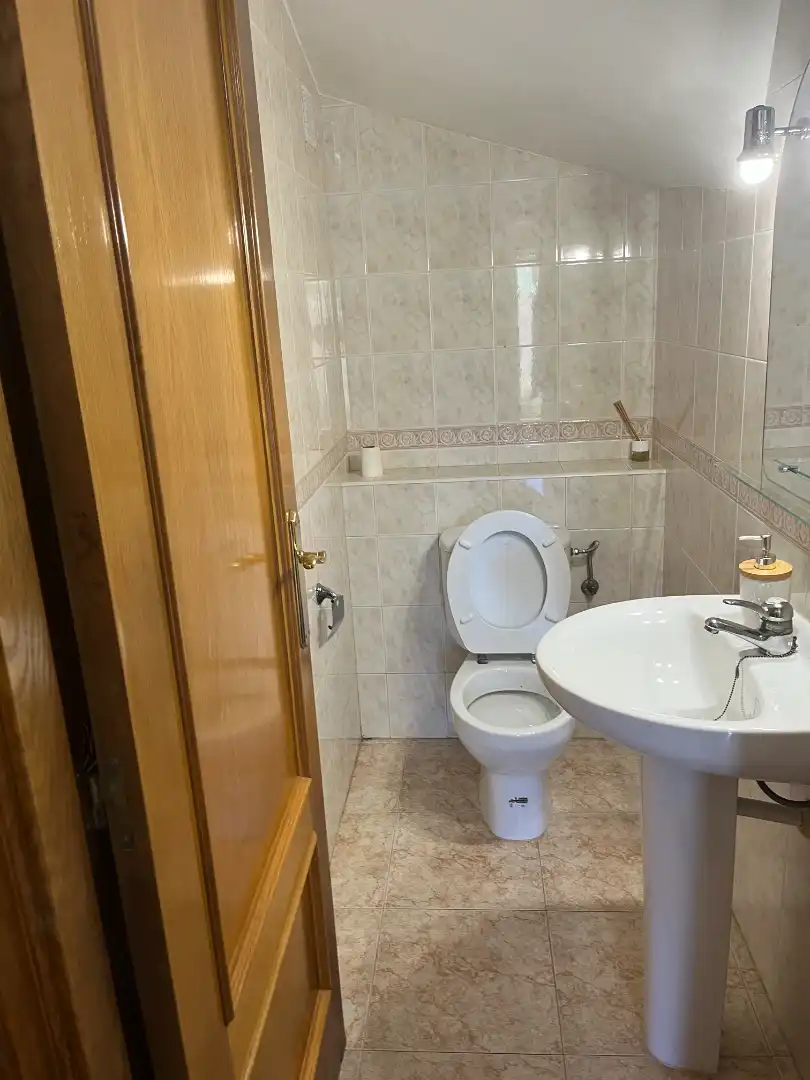 Casa aparellada amb jardí en venda a Carrer de la Garsa 4B, imagen 8