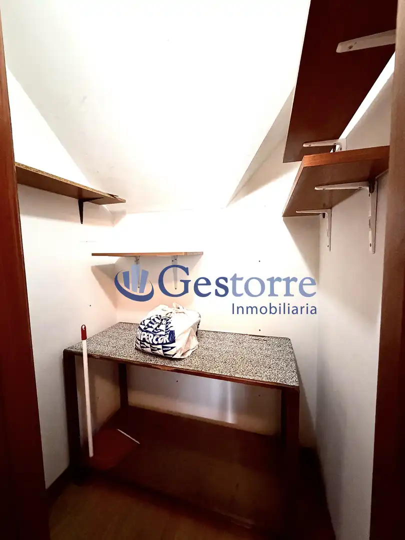 Wohnung zum Verkauf in Oviedo  mit Heizung und Möbliert