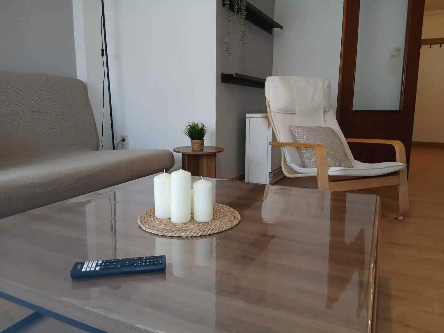 Wohnzimmer von Wohnung zur Miete in La Almunia de Doña Godina  mit Heizung, Parkett und Terrasse