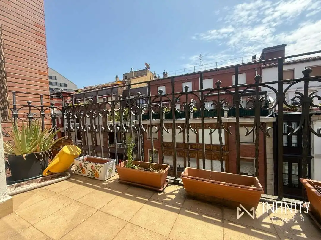 Terraza de Piso de alquiler en Bilbao  con Calefacción, Terraza y Balcón