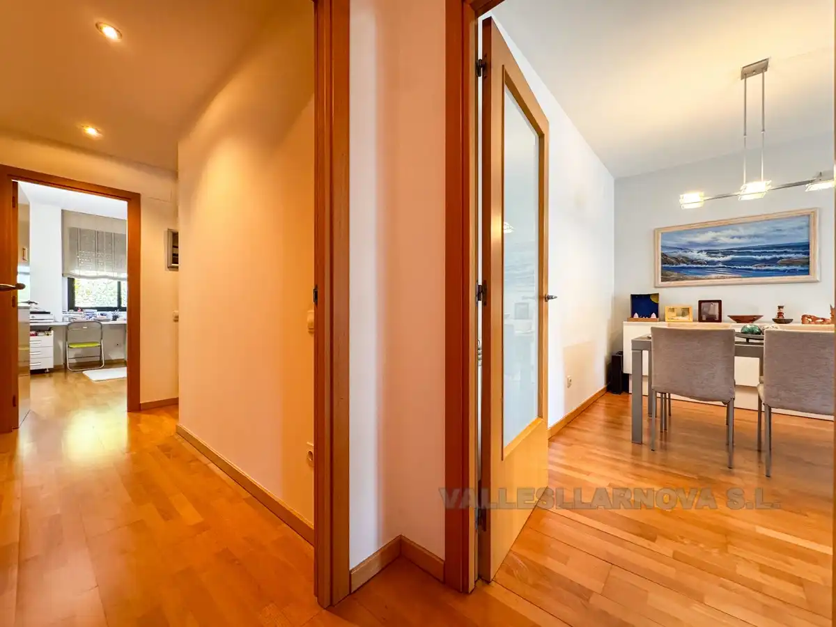 Piso en venta en Parets del Vallès con Calefacción, Jardín privado y Parquet