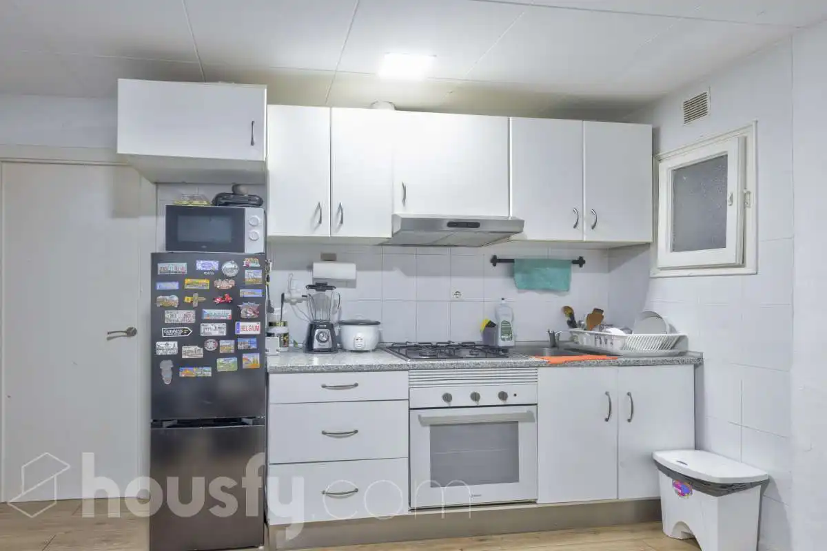 Cocina de Piso en venta en Barcelona con Parquet