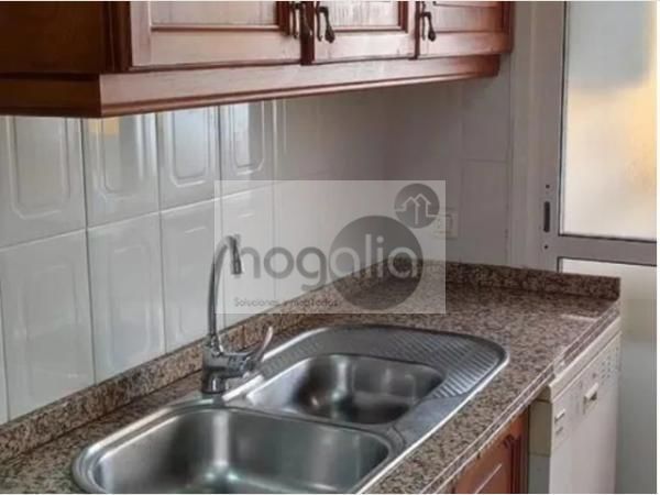 Kitchen of Flat to rent in  Sevilla Capital  with Air Conditioner, Terrace and Furnished