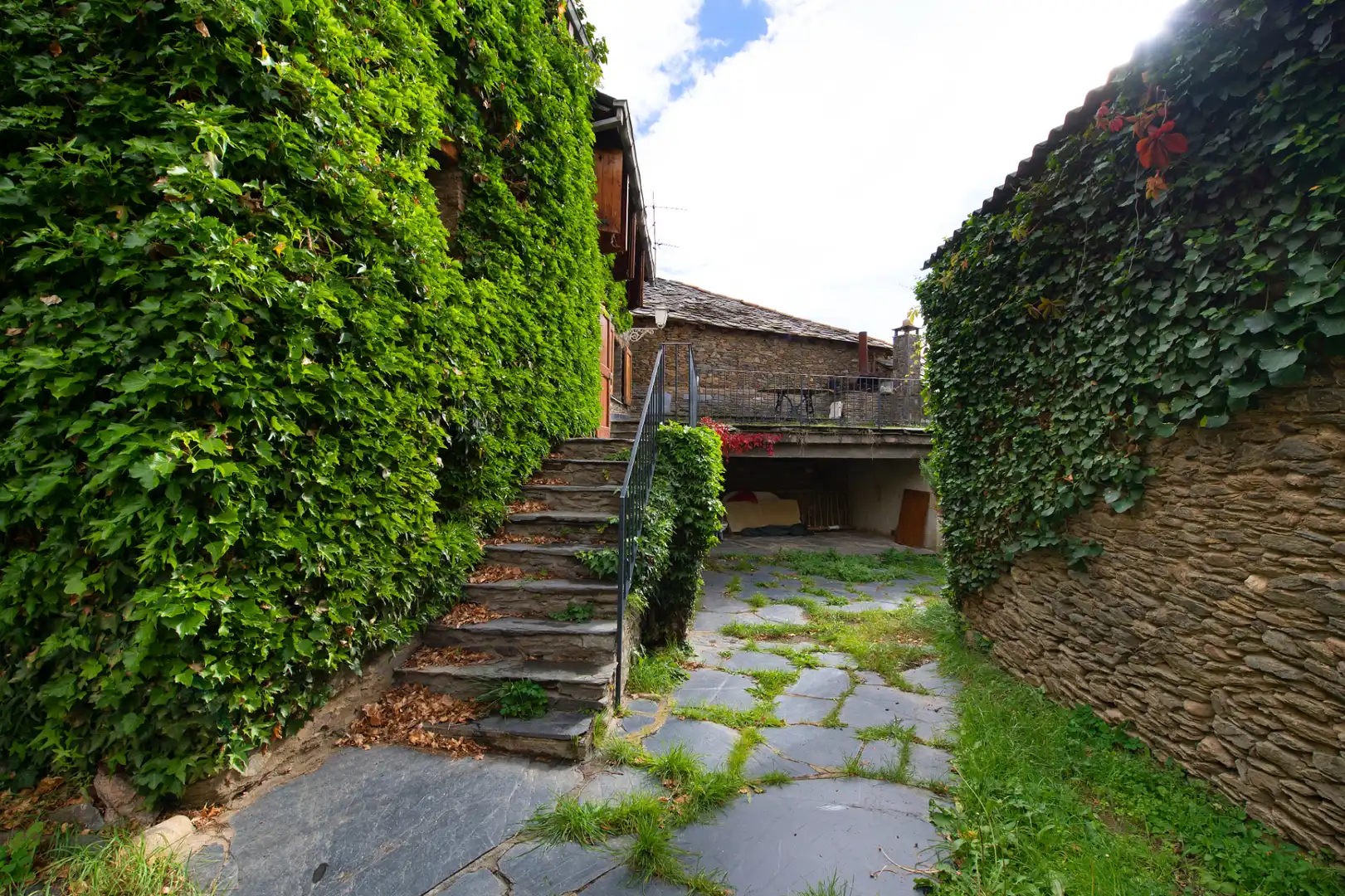 Jardí de Finca rústica en venda en Bolvir amb Calefacció, Jardí privat i Parquet