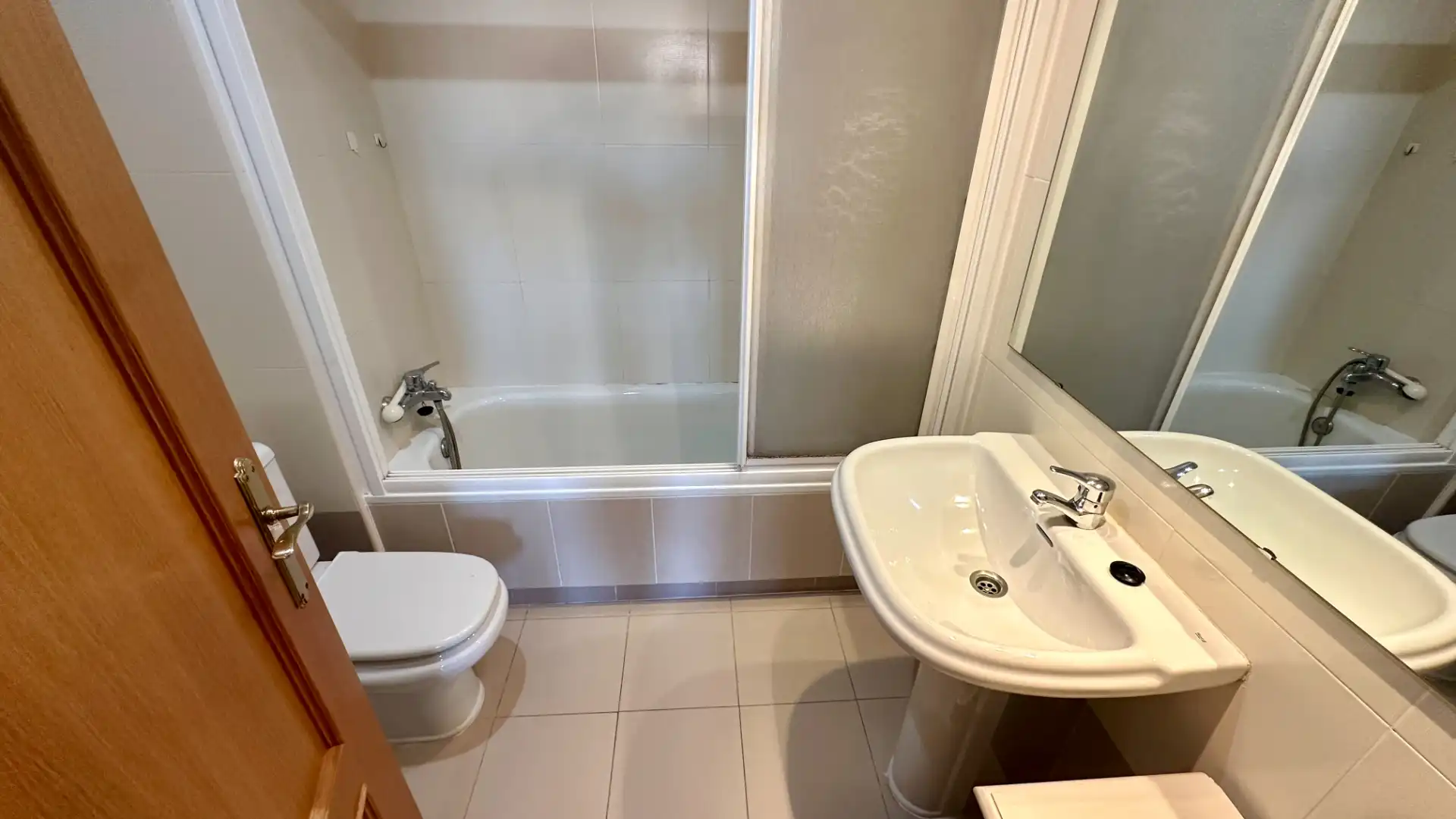 Flat with terrace for sale in Calle Ronda del Castillo, imagen 17