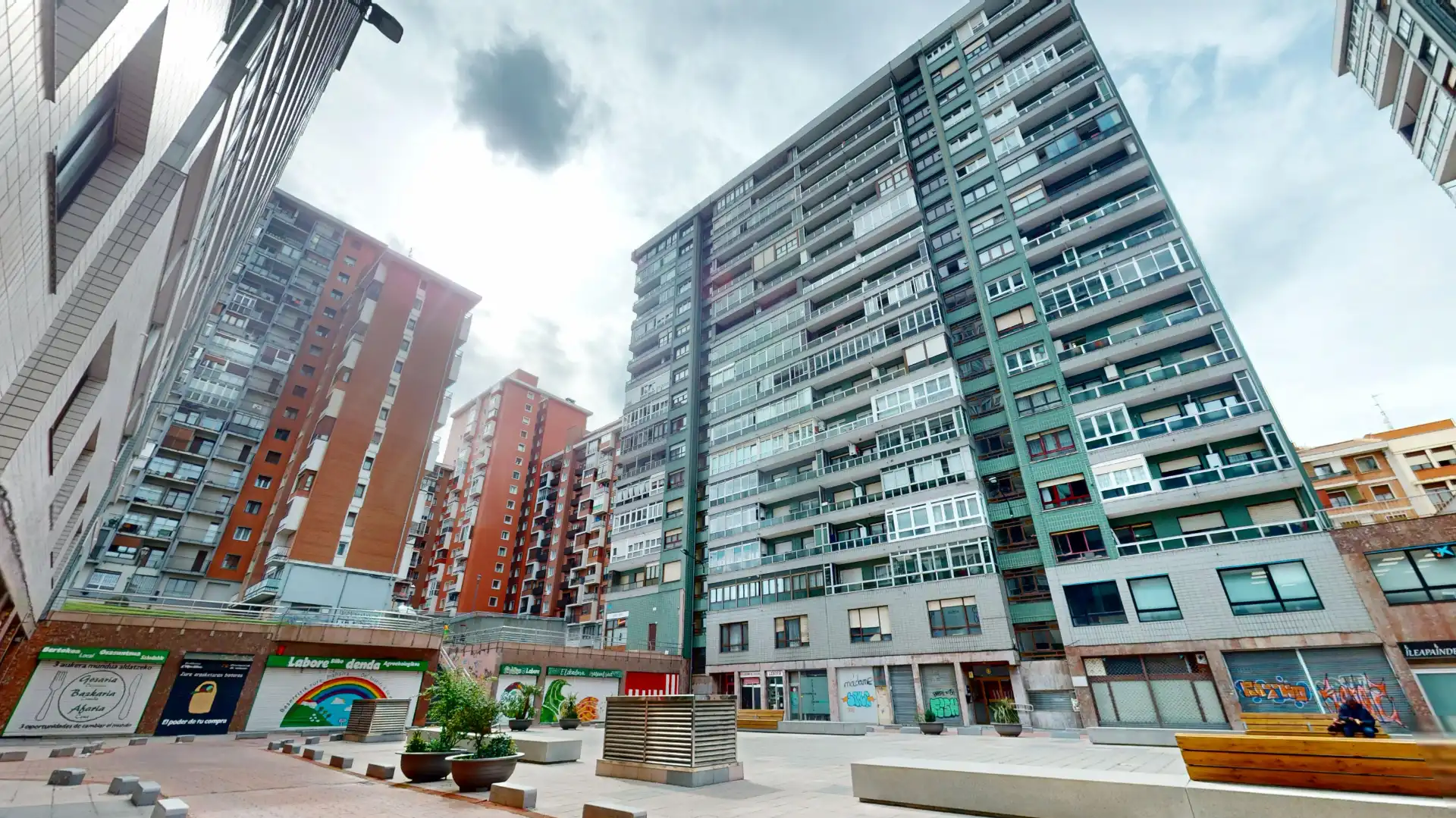 Exterior view of Flat for sale in Bilbao   with Terrace and Furnished