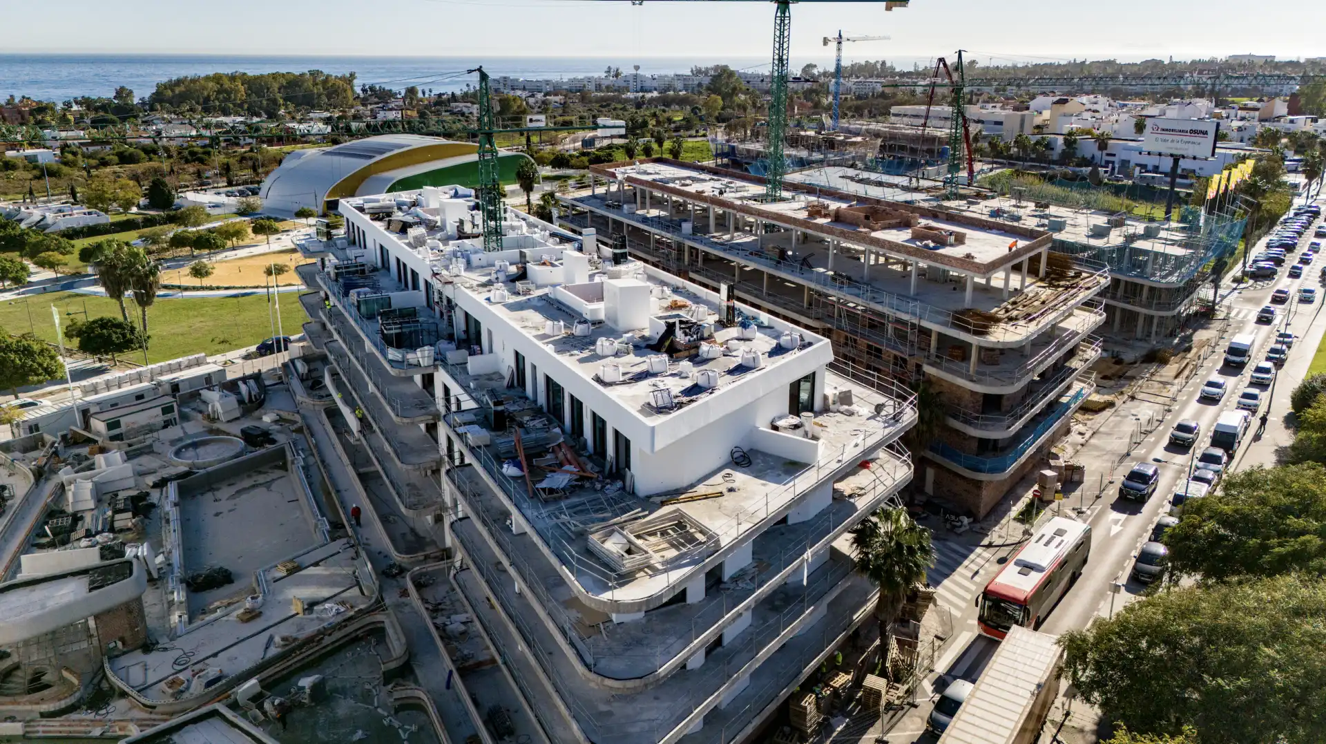 Außenansicht von Wohnungen zum Verkauf in Marbella mit Klimaanlage, Terrasse und Schwimmbad