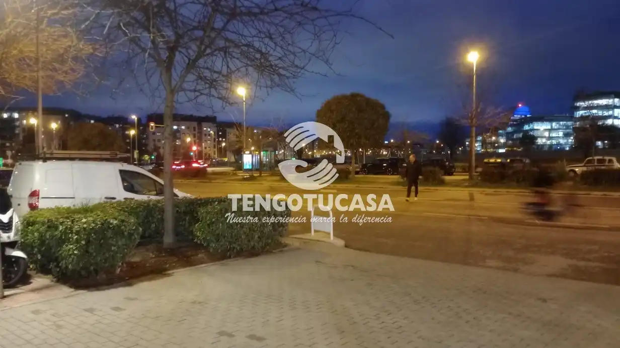 Aparcament de Garatge en venda en Madrid