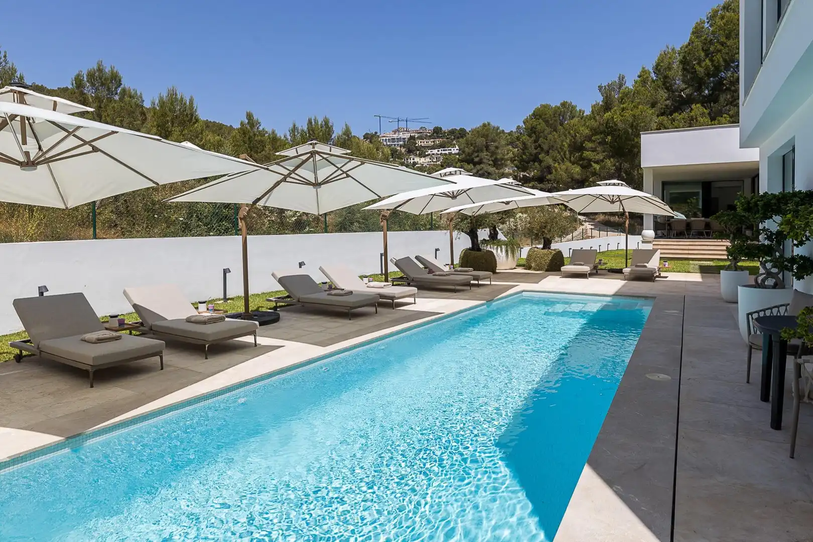 Piscina de Casa o xalet en venda en  Palma de Mallorca amb Aire condicionat, Calefacció i Jardí privat