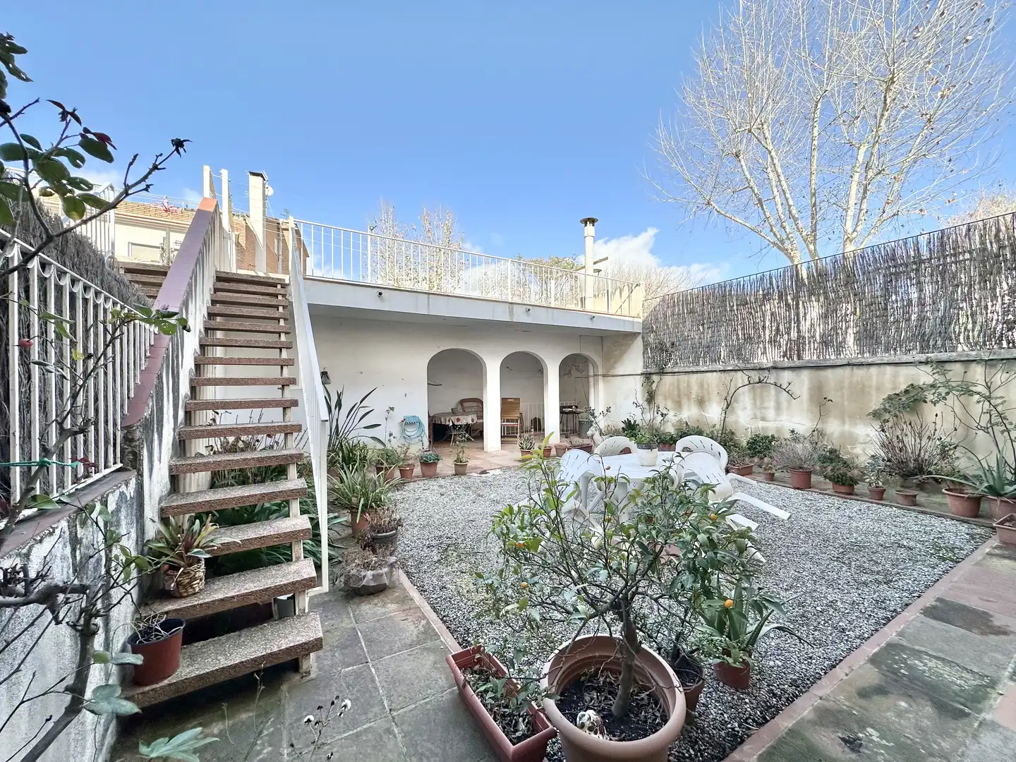 Terrasse von Einfamilien-Reihenhaus zum Verkauf in El Masnou mit Heizung, Privatgarten und Terrasse