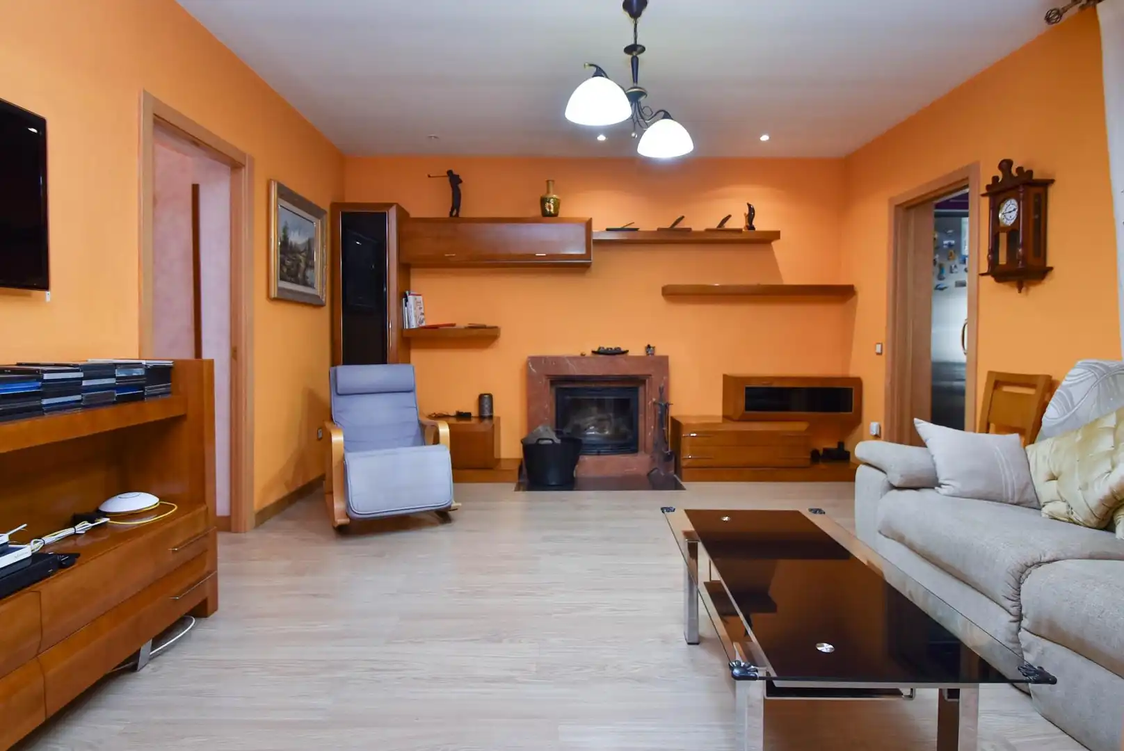 Living room of Houses for sale in Illescas  with Air Conditioner, Private garden and Parquet flooring