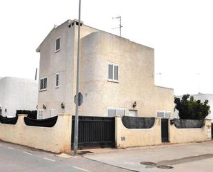 Vista exterior de Casa o xalet de lloguer en Nules amb Terrassa i Balcó