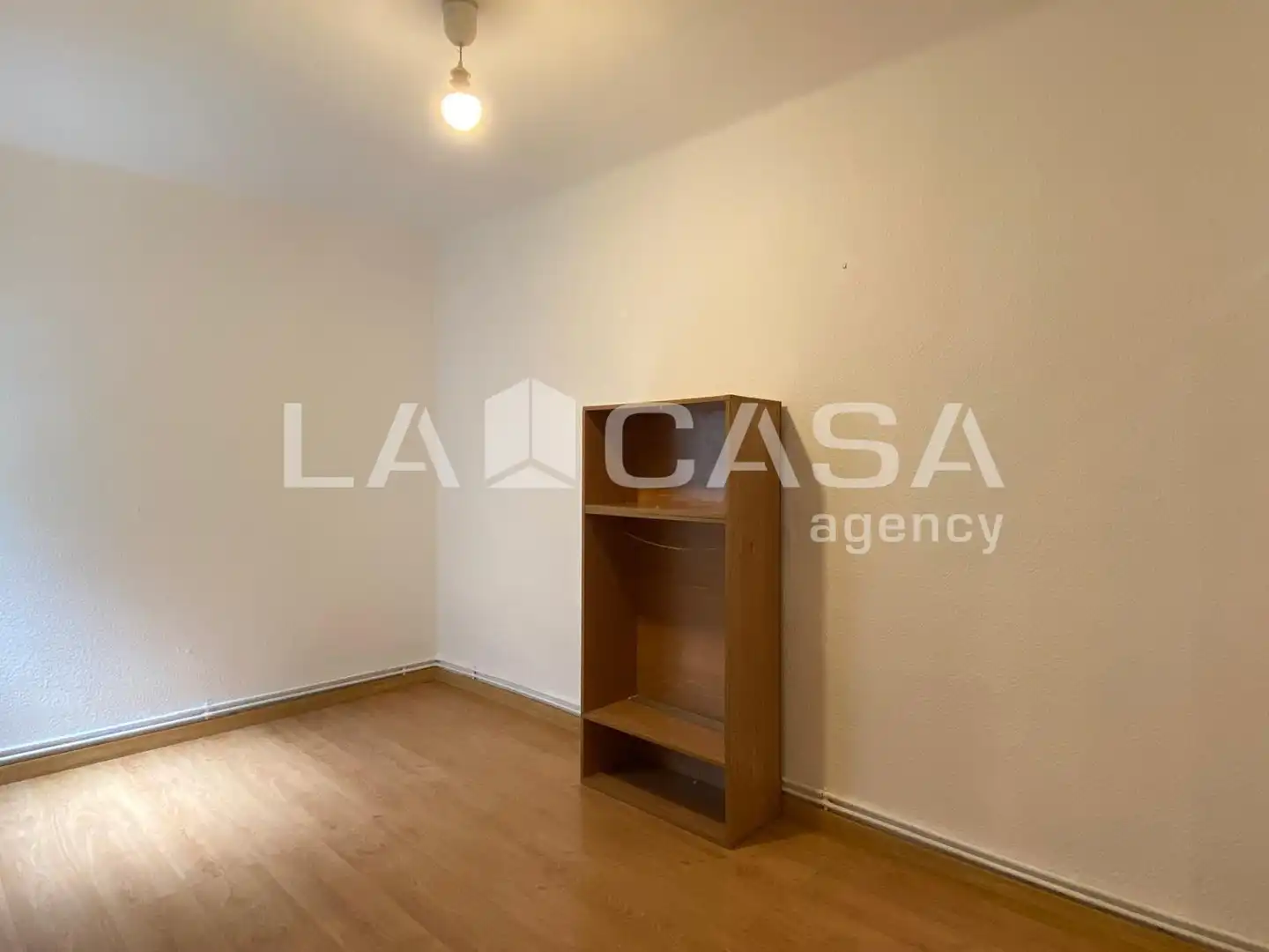 Ático en venta en Santa Coloma de Gramenet con Calefacción, Terraza y Trastero