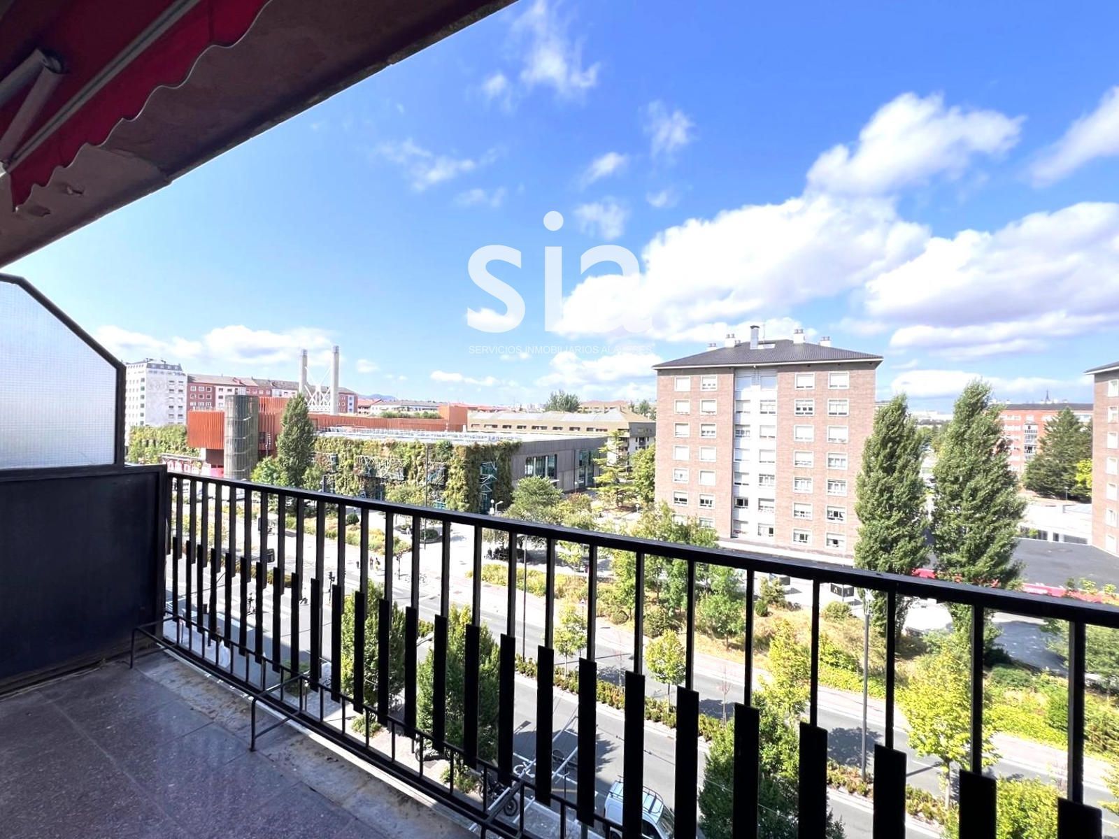 Exterior view of Flat for sale in Vitoria - Gasteiz  with Heating, Terrace and Storage room