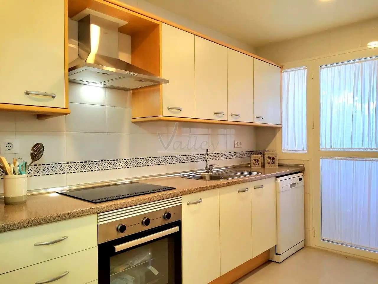 Apartamento de alquiler en La Duquesa