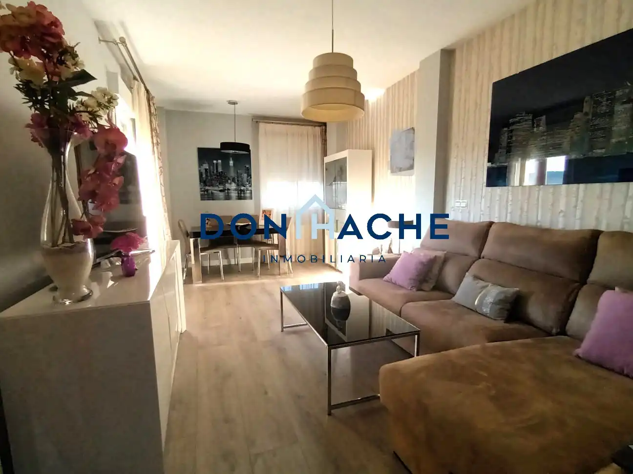 Piso con terraza en venta en Norte