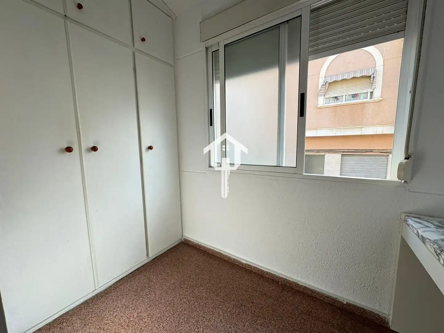 Habitación de Casa adosada en venta en Alicante / Alacant con Terraza, Trastero y Amueblado