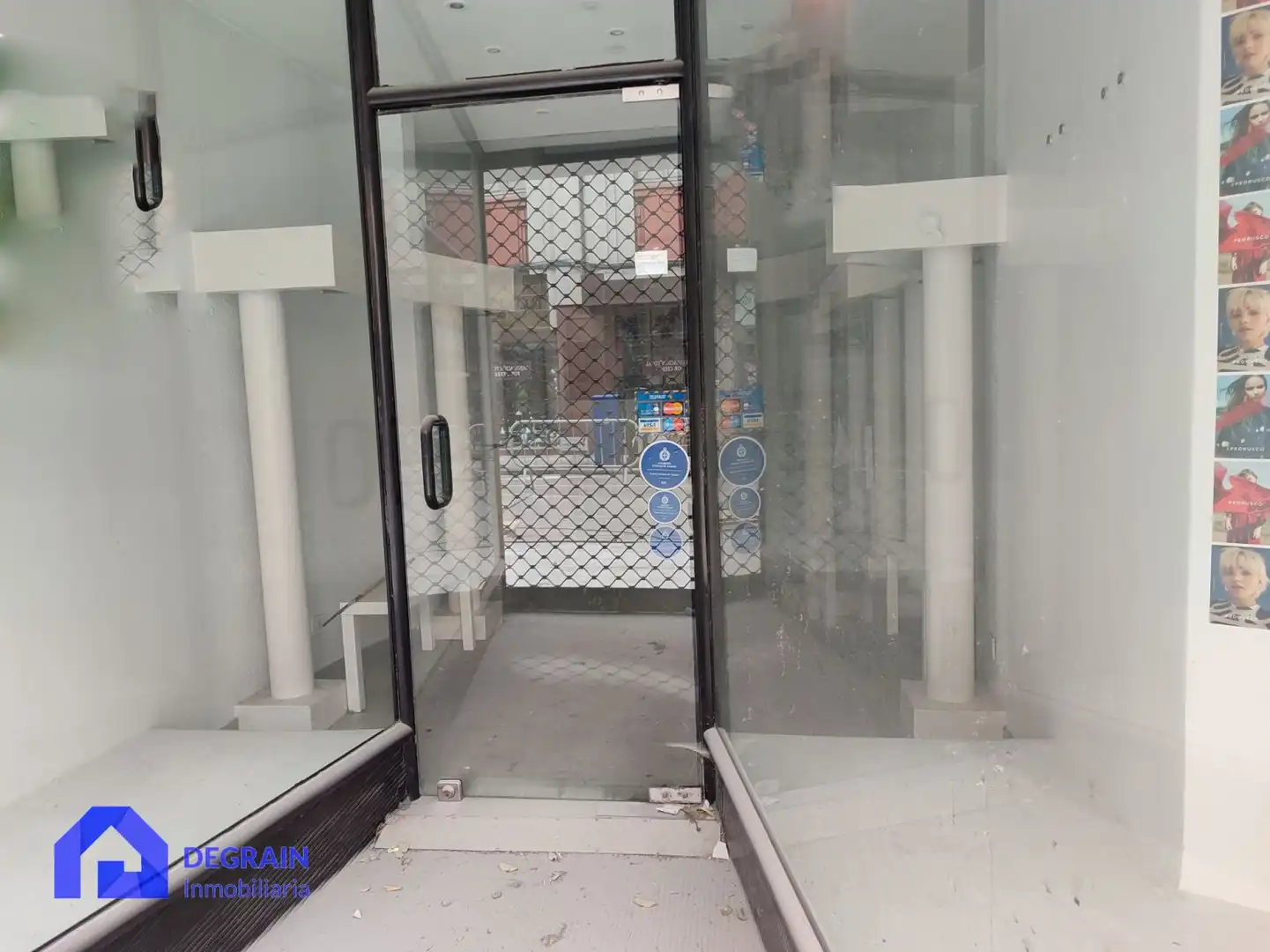 Local comercial en venta en MARQUÉS DE PIDAL, imagen 2