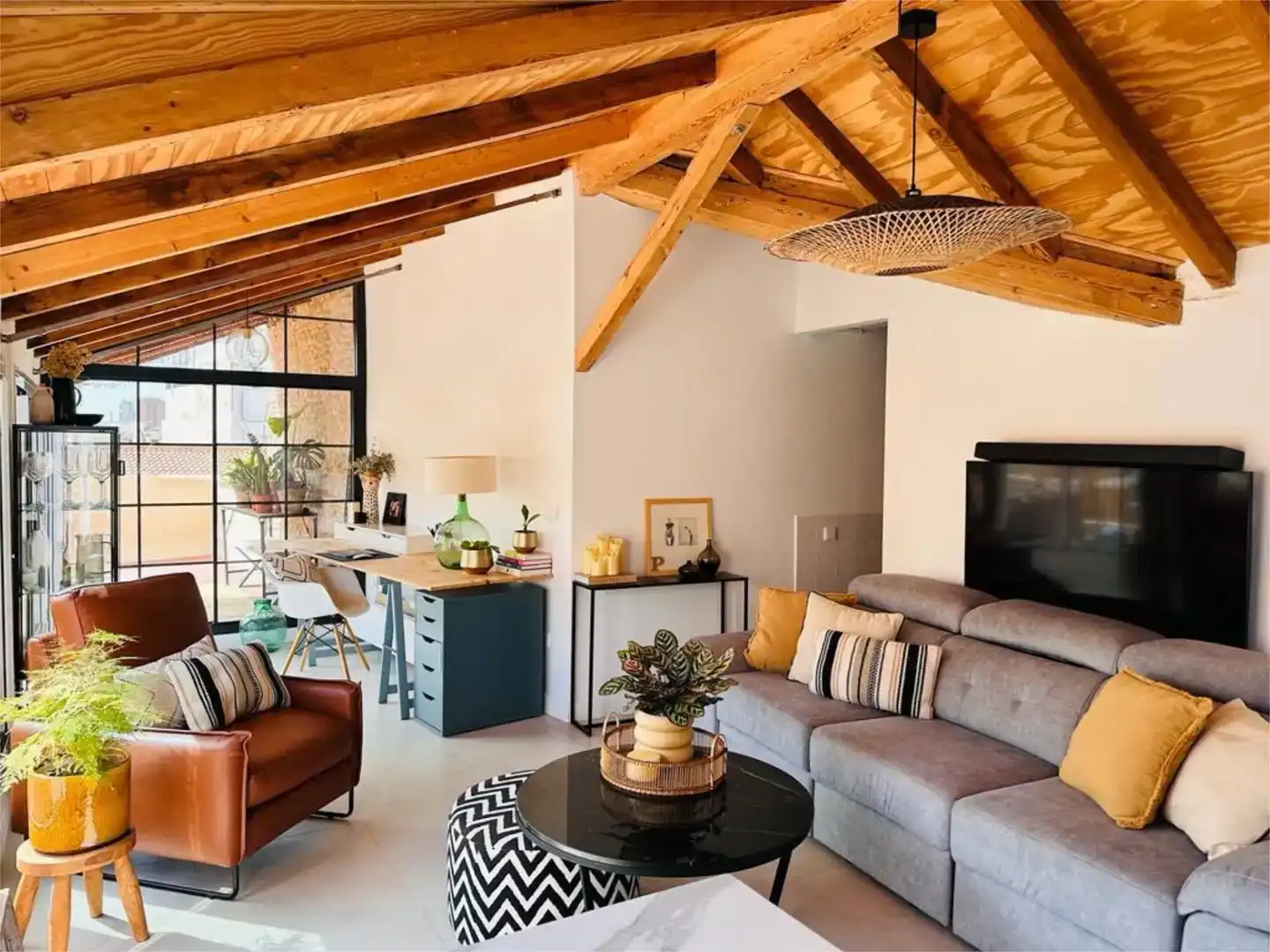 Sala de estar de Ático de alquiler en Málaga con Aire acondicionado y Amueblado