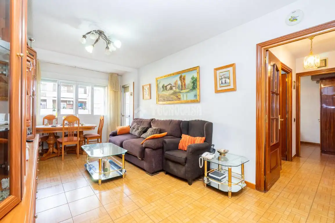 Sala de estar de Piso en venta en Coslada con Calefacción y Terraza