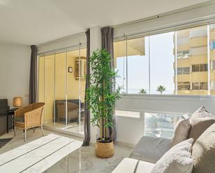 Dormitori de Apartament en venda en Marbella amb Aire condicionat, Calefacció i Terrassa