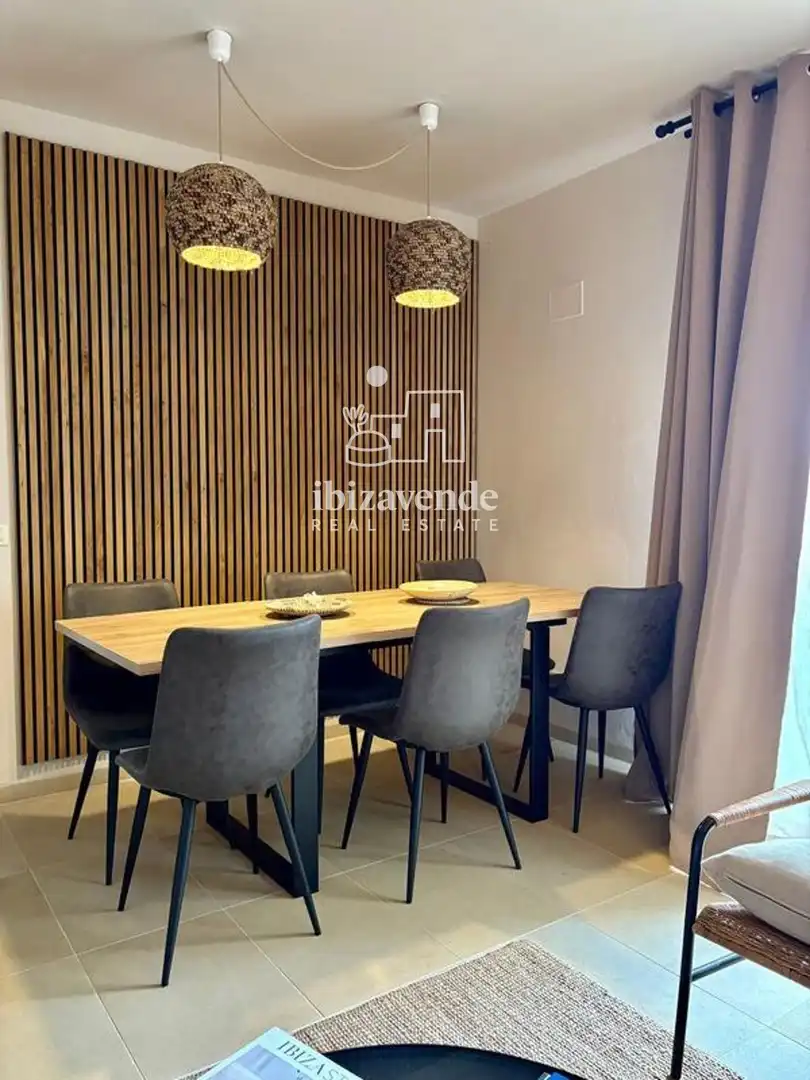 Casa adosada en venta en Mont Blanc, Santa Eulària