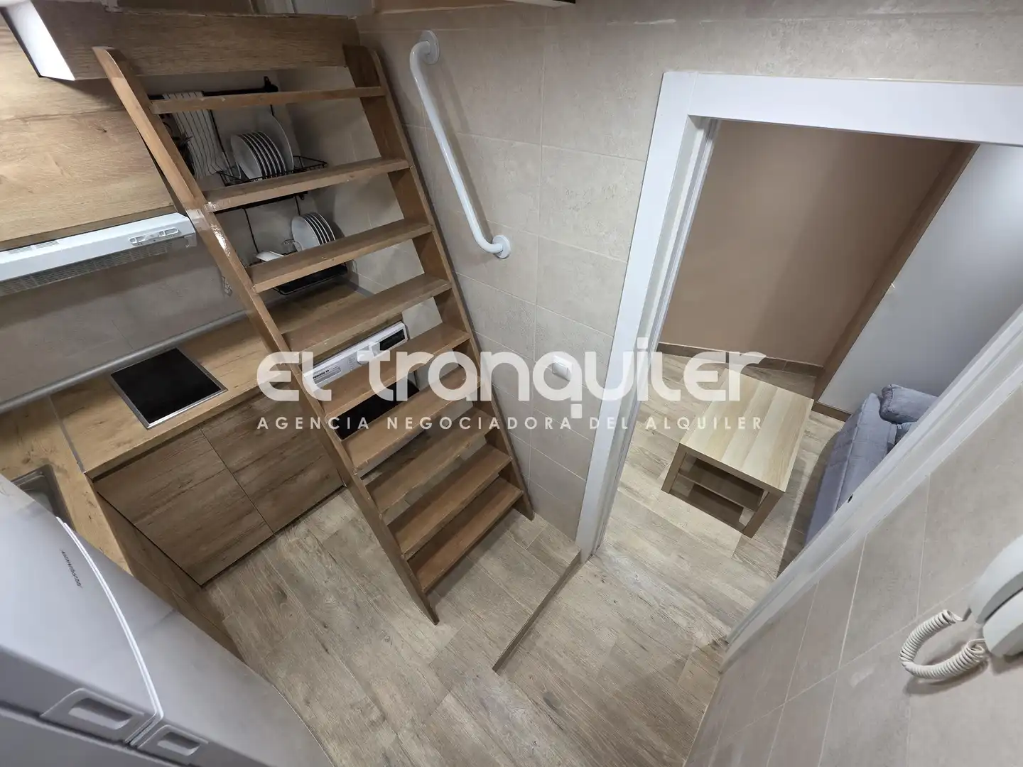 Kitchen of Duplexes for rent in Madrid  with Furnished and Washing machine