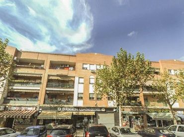 Wohnung zum Verkauf in Sur