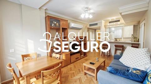 Foto 3 de Piso de alquiler en De las Naves, Acacias,  Madrid Capital