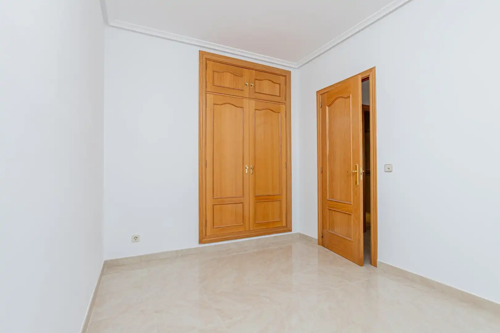 Habitación de Casa o chalet en venta en Colmenar Viejo con Calefacción, Jardín privado y Terraza