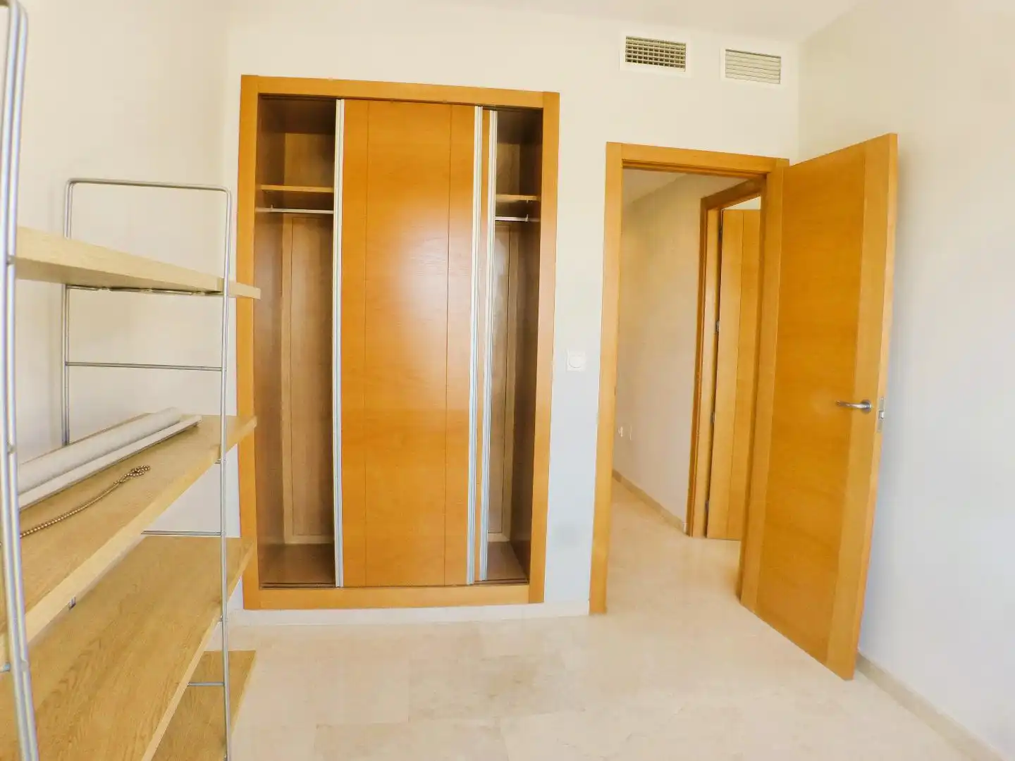 Apartament de lloguer a Paus - Poligono San Blas