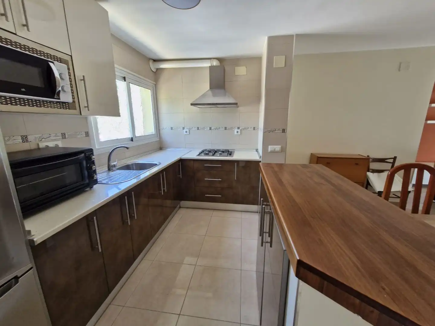 Cocina de Piso de alquiler en La Línea de la Concepción