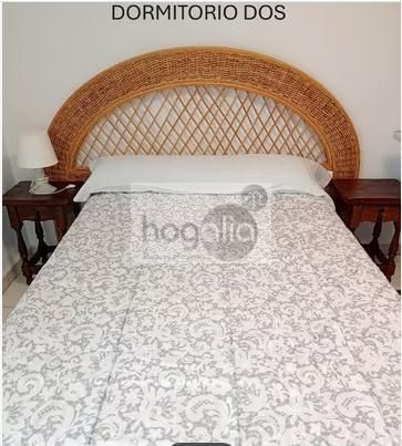 Habitación de Piso de alquiler en  Sevilla Capital con Terraza y Amueblado