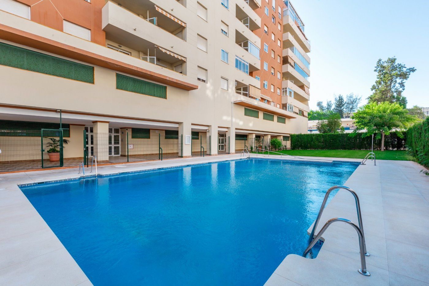 Swimming pool of Attic for sale in Fuengirola  with Air Conditioner, Heating and Private garden