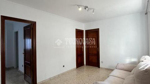 Foto 2 de Pis en venda a Carmona, Sevilla