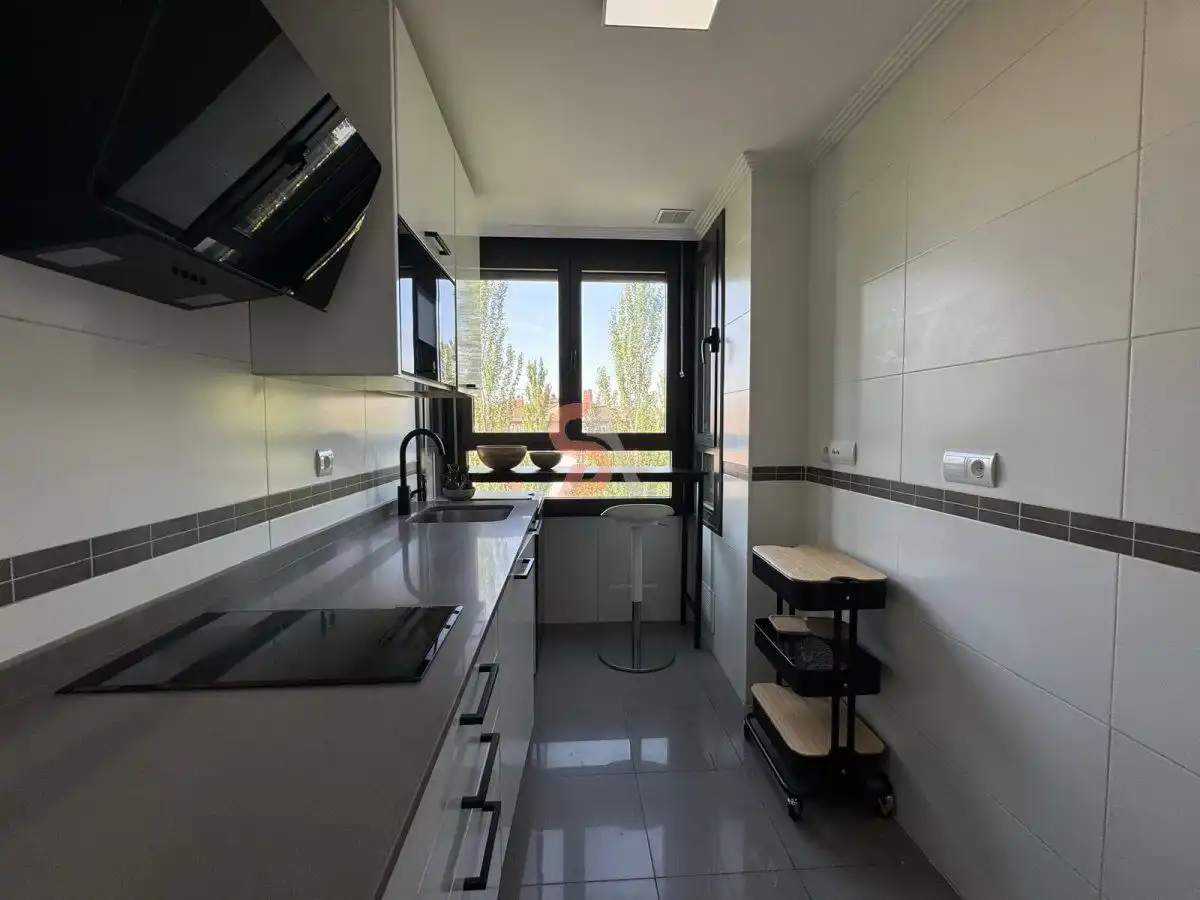 Küche von Wohnung zur Miete in Valladolid mit Heizung, Möbliert und Gemeinschaftspool