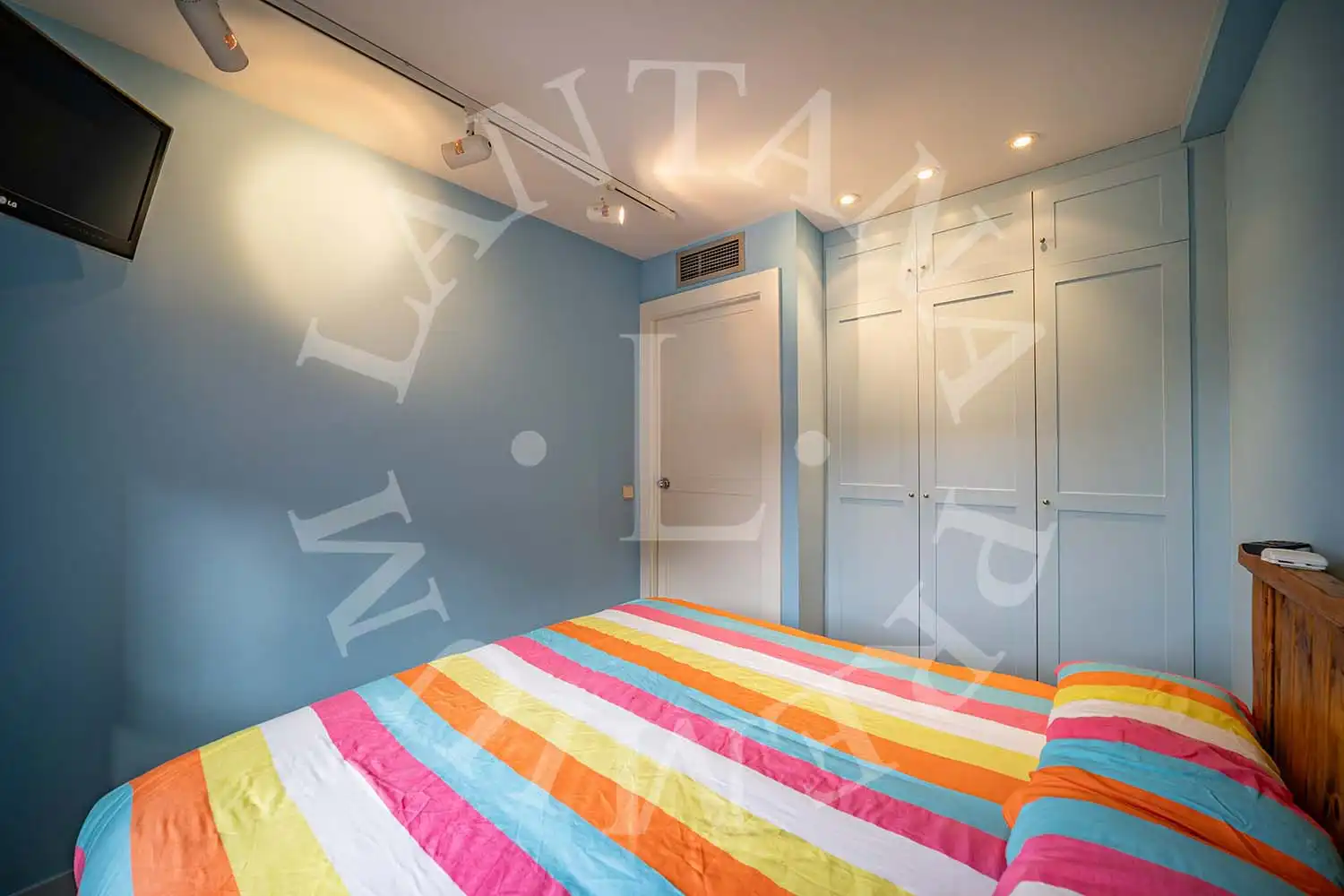 Habitación de Apartamento en venta en Naut Aran con Calefacción, Parquet y Amueblado