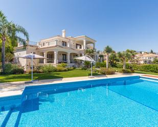 Garden of House or chalet for sale in Estepona  with Air Conditioner, Terrace and Swimming Pool