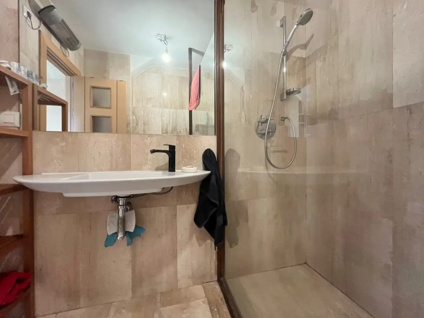 Baño de Apartamento de alquiler en Sevilla con Aire acondicionado, Calefacción y Amueblado