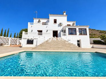 Casa con piscina in vendita a Capistrano