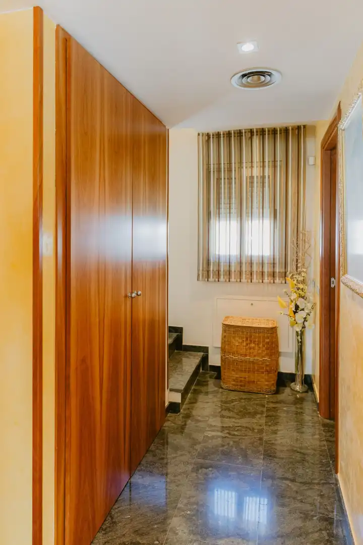 Houses for sale in Santa Coloma de Gramenet  with Air Conditioner, Heating and Private garden