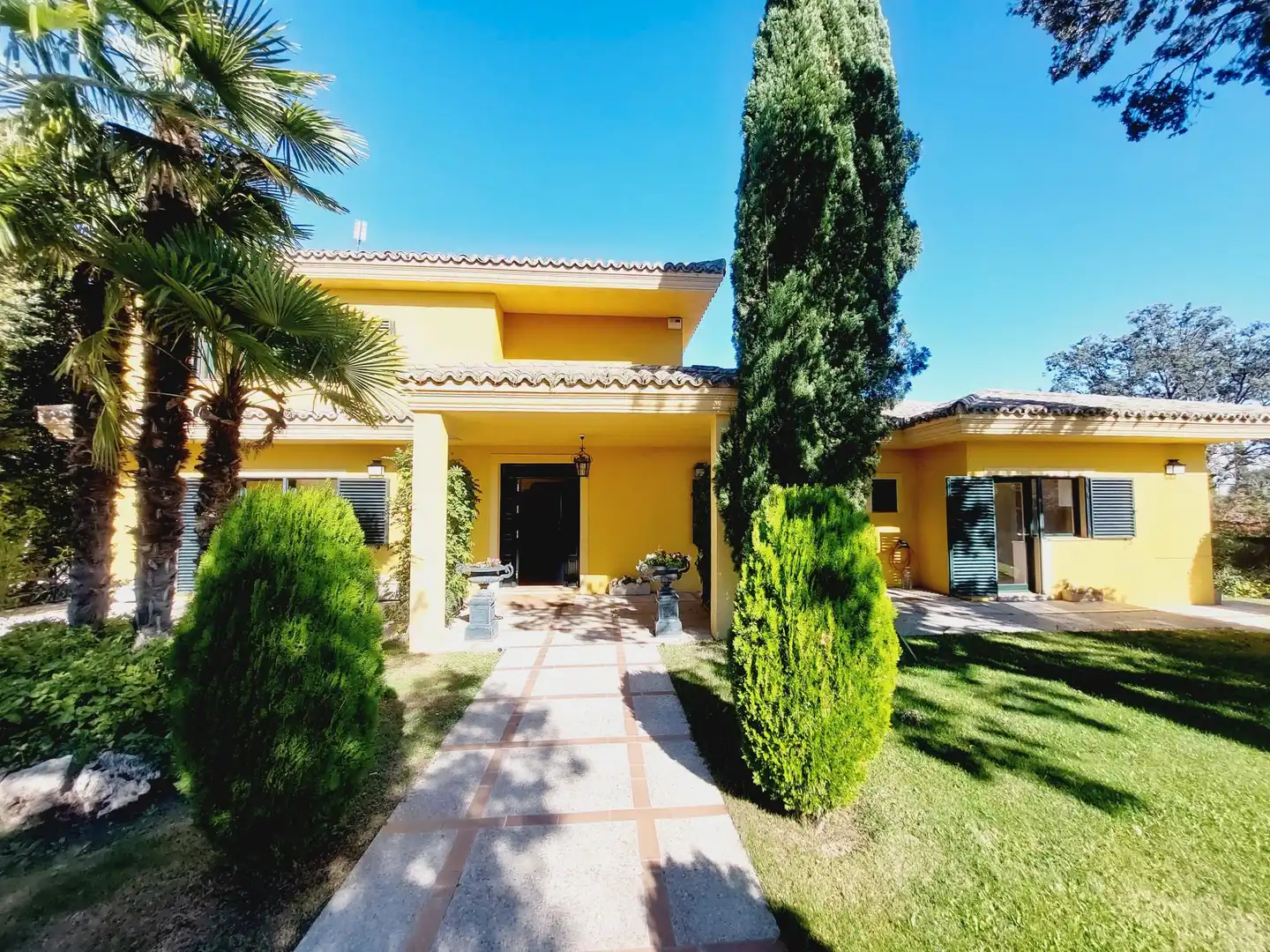 Exterior view of Houses for rent in Ciudalcampo  with Heating, Private garden and Terrace