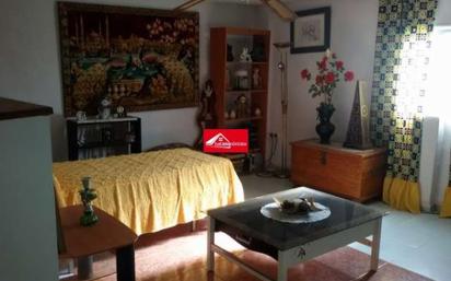 Sala d'estar de Casa o xalet en venda en  Córdoba Capital amb Aire condicionat i Terrassa