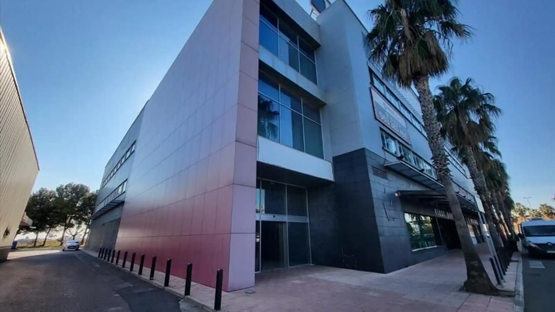 Vista exterior de Local en venta en Aldaia