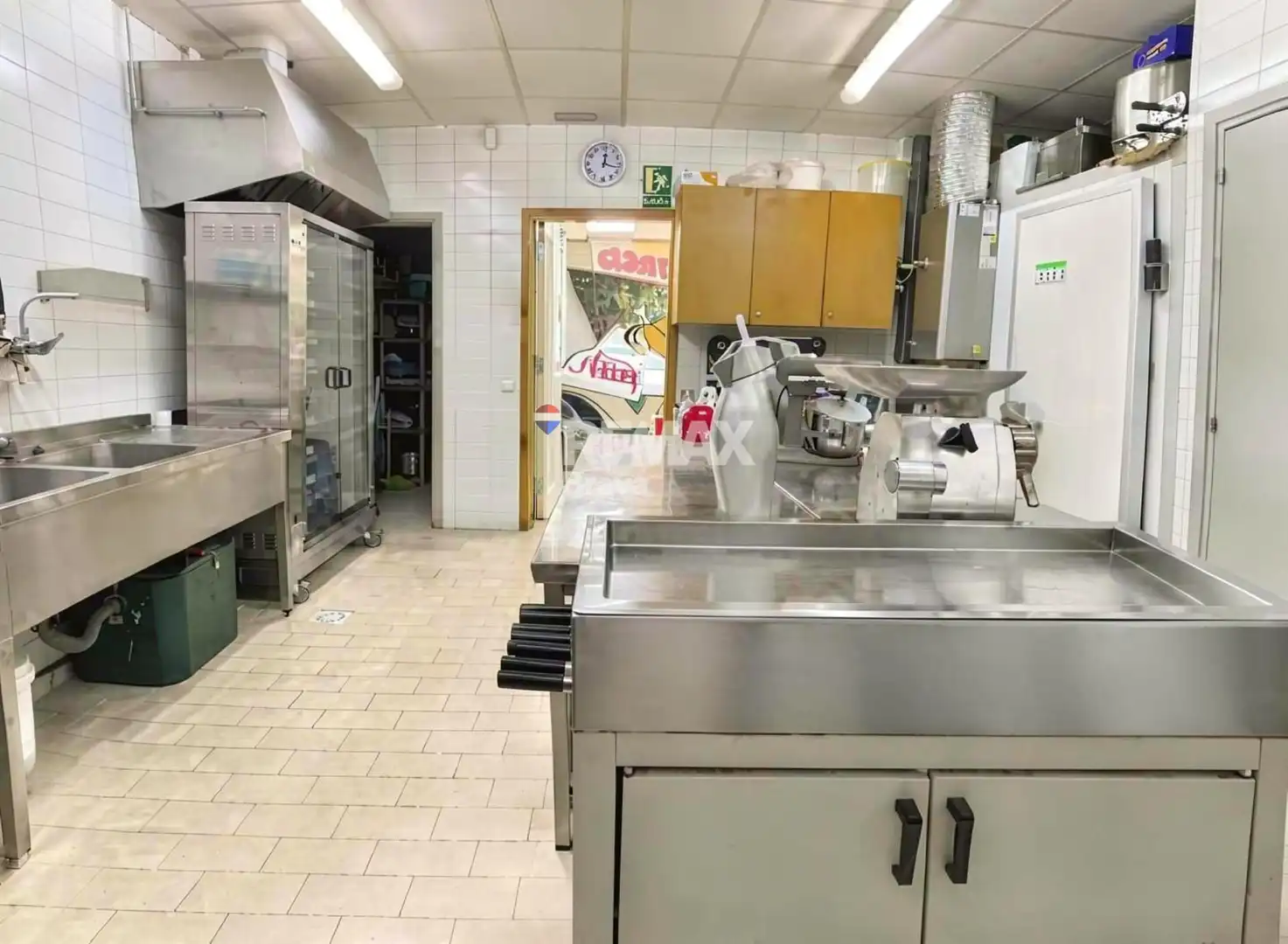 Cuina de Local en venda en Flaçà, Girona