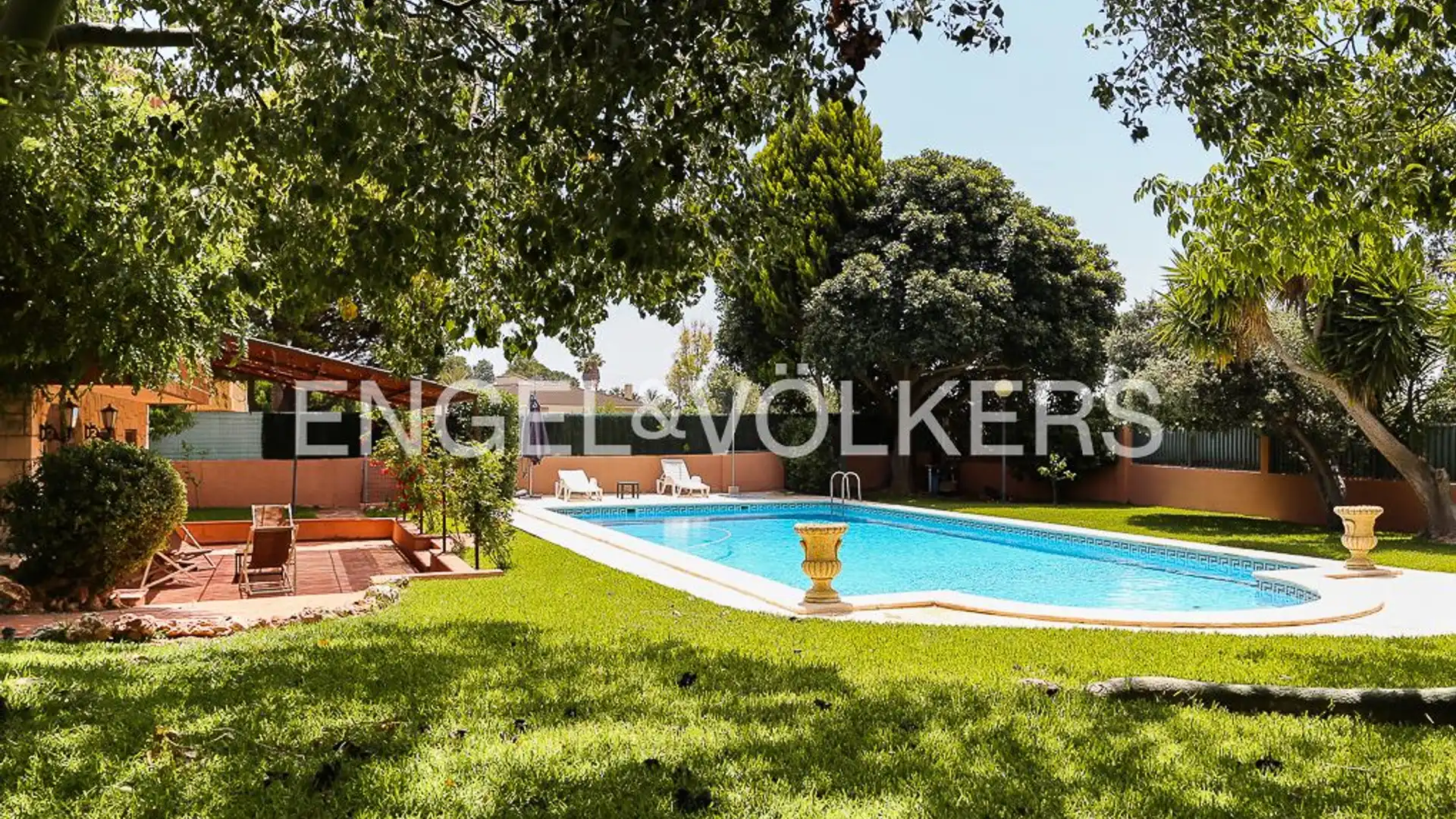 Piscina de Casa o chalet de alquiler en Riba-roja de Túria con Aire acondicionado, Calefacción y Jardín privado