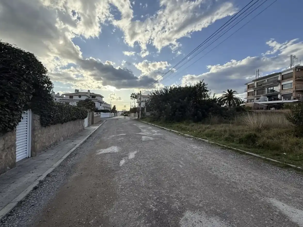 Residential land for sale in Cadi, imagen 4